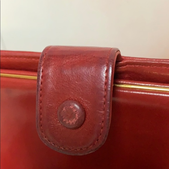 Chanel red bifold wallet with kiss lock coin purse - Picture 5 of 9